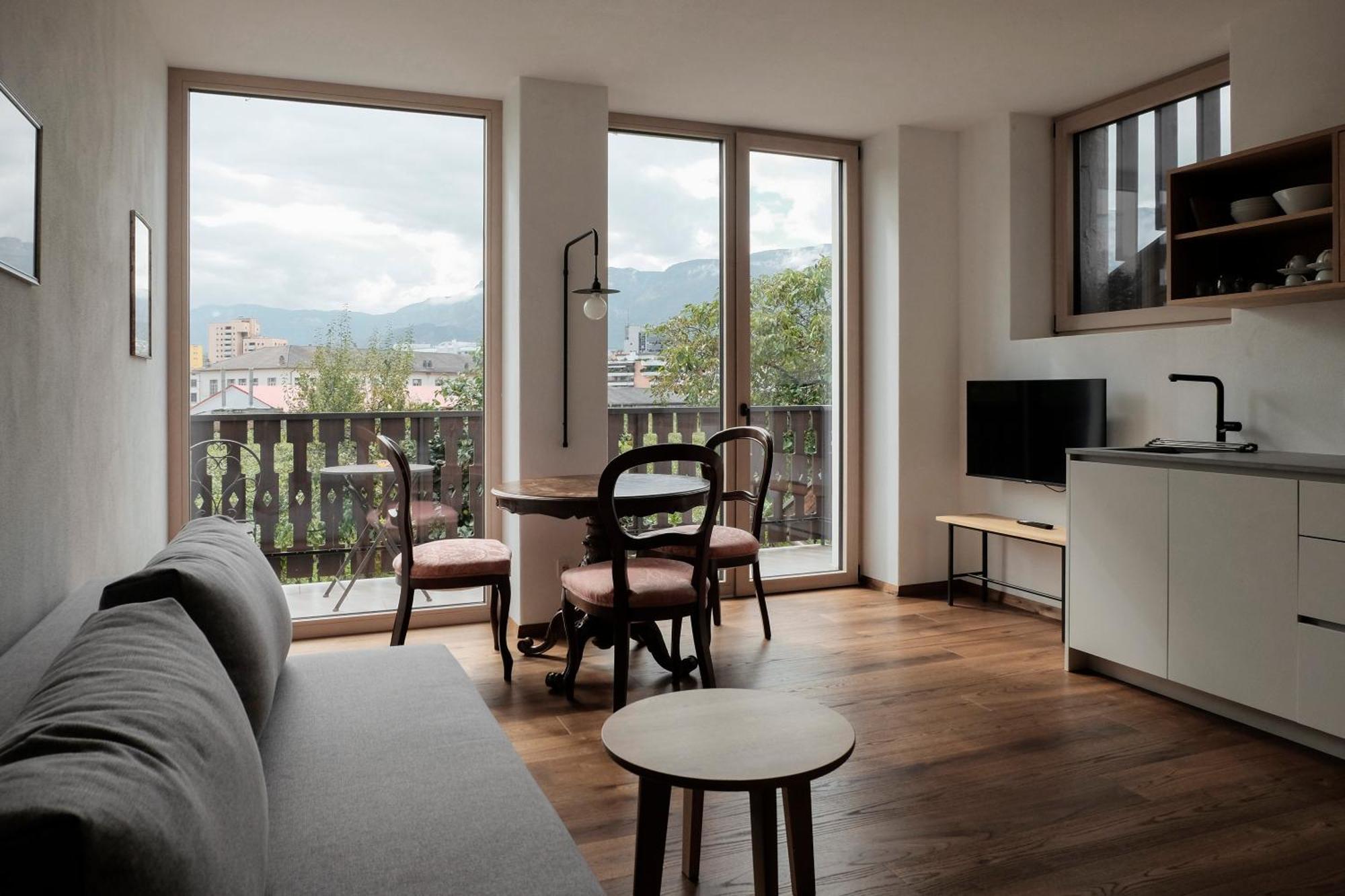 Kaiserau-hoefl * Bolzano